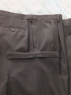 Haggar Men's Dress Pants in Dark Brown